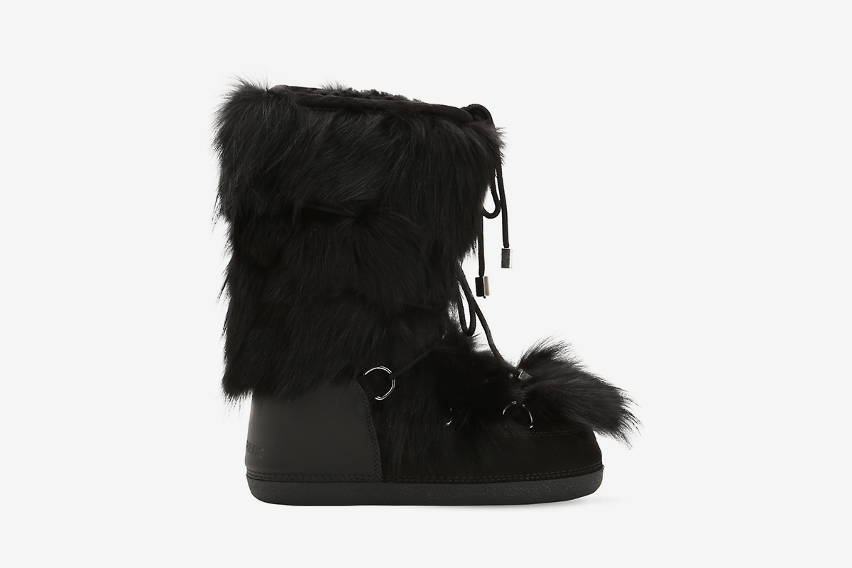 Red Dead Redemption 2 Winter Boots